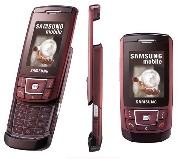 Samsung-D900