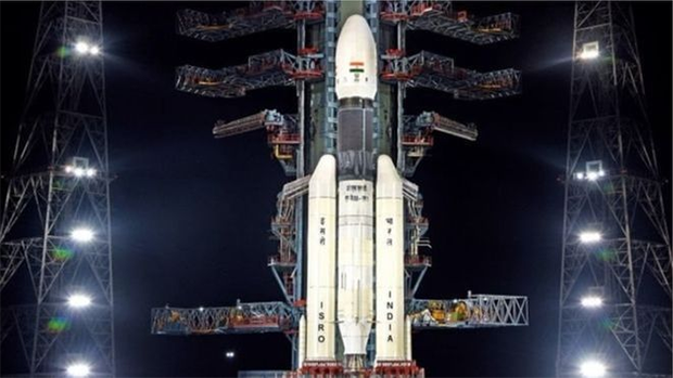 Why Indian Space Mission disconnected from Earth before landing on the moon